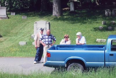 2003 Albany Reunion
Oakwood Cemetery Tour, Troy, NY
L to R: Ray Champlin, `52; Ed Bonhaue, `53 Anne Champlin; Lyn Bonahue
