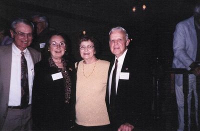 2004 Syracuse Reunion
L to R: Unidentified man and woman; Gladys and Bob Sage, `55

