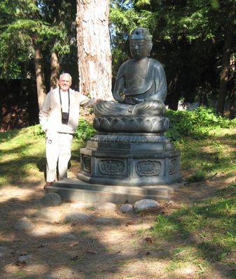 Sonnenberg Gardens
Buddha and Friend (John Benton) in Japanese Garden
