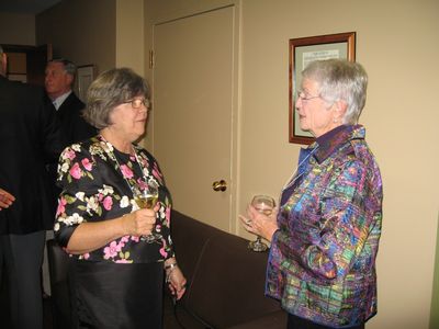 Reception in Potter Room
Paulette Schwartz Greene, `62 and Nan McEvoy DeMichiell, `55
