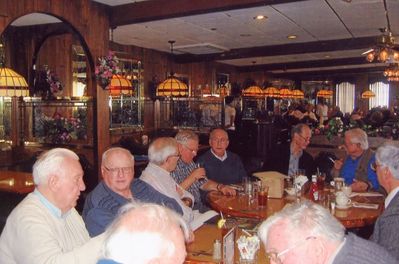 2009 Albany Luncheon at 76 Diner, April 22
Clockwise L to R: Claude Palczak; Bob Umholtz; Fred Culbert; Paul Ward; Bob Lanni; Ken Doran; Ted Bayer; Doug Davis; Paul Reagan; Jim Panton (Milan not in view)
